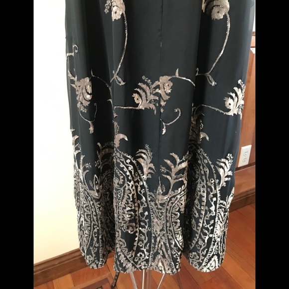 KAY UNGER Embellished Beaded Chiffon Velvet Dress - Picture 12 of 16